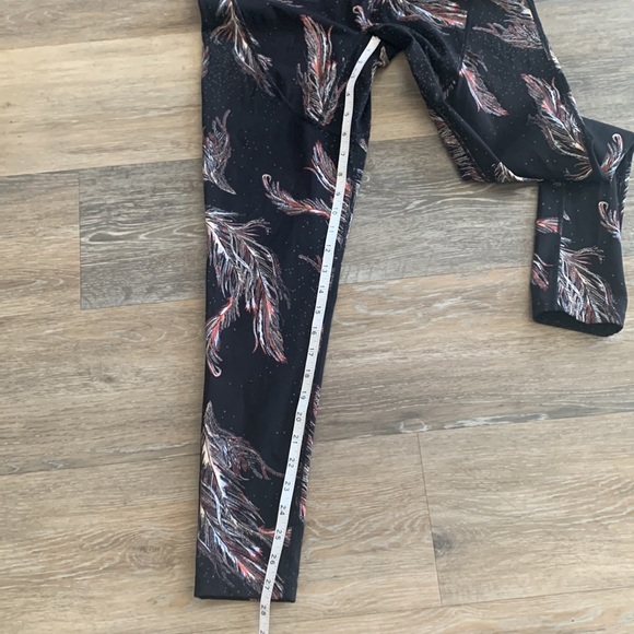 Free People Movement jumpsuit workout one piece feather print sz large - Picture 11 of 11